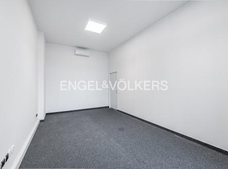 Pronájem kanceláře, 27 m²