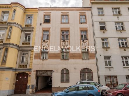 Pronájem obchodní prostor, 94 m² obrázek