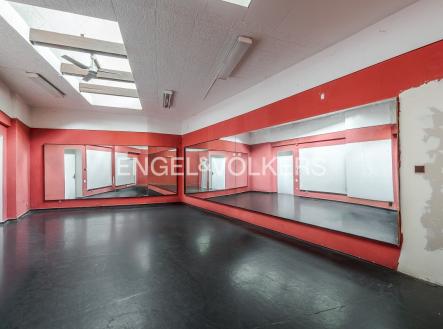 Pronájem obchodní prostor, 94 m²