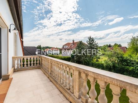 Pronájem domu/vily, 610 m²