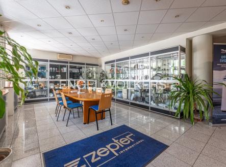 Pronájem kanceláře, 140 m²