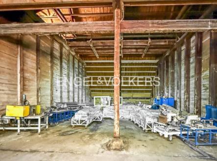 Pronájem komerčního objektu, sklad, 1 891 m²