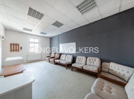 Pronájem - kanceláře, 29 m²