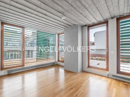 Pronájem bytu, 2+kk, 75 m²