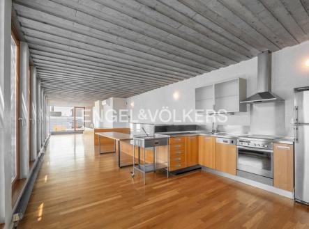 Pronájem bytu, 2+kk, 75 m²