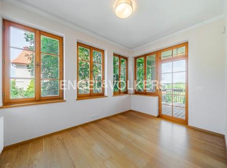 Pronájem bytu, 4+kk, 145 m²