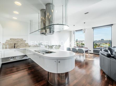 Pronájem bytu, 3+kk, 288 m²