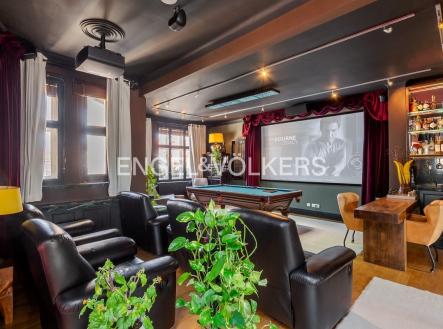 Pronájem bytu, 5+kk, 600 m²