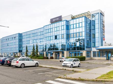 Pronájem kanceláře, 520 m²