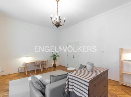 Pronájem bytu, 2+kk, 70 m²