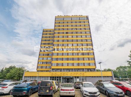 Pronájem - kanceláře, 92 m²