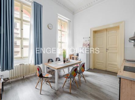 Pronájem kanceláře, 48 m²