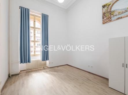 Pronájem kanceláře, 28 m²