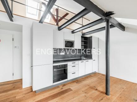 Prodej bytu, 1+kk, 63 m²