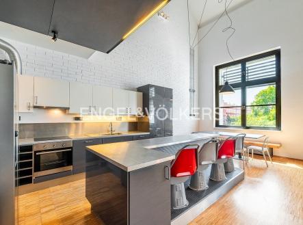 Pronájem bytu, 3+kk, 146 m²