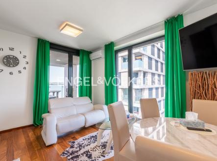 Pronájem bytu, 3+kk, 102 m²