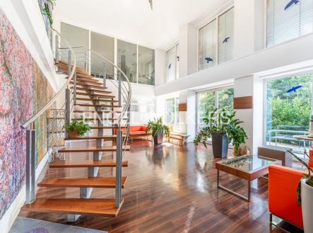 Pronájem kanceláře, 226 m²