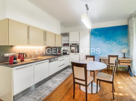 Pronájem bytu, 2+kk, 72 m²