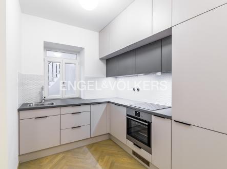 Pronájem bytu, 2+kk, 53 m²