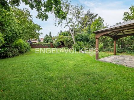 Pronájem domu/vily, 227 m²