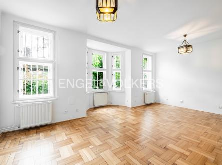 Pronájem domu/vily, 227 m²