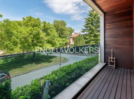 Pronájem bytu, 4+1, 151 m²