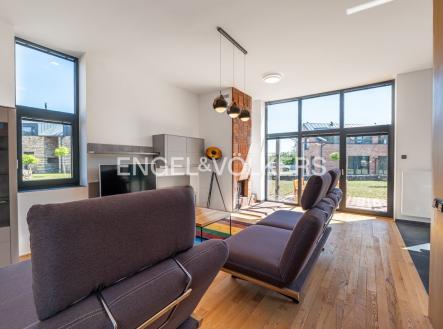 Pronájem domu/vily, 160 m²