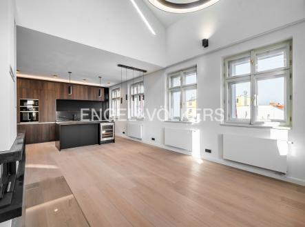 Pronájem bytu, 4+kk, 148 m²