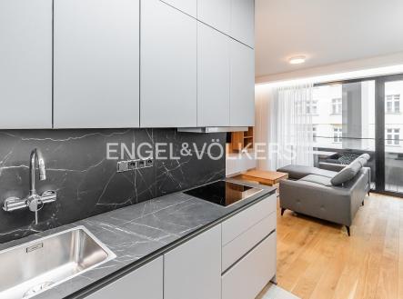 Pronájem bytu, 1+kk, 36 m²