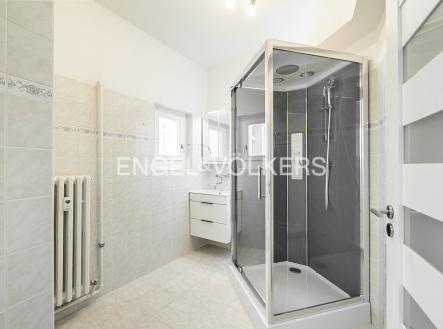 Pronájem bytu, 3+kk, 141 m²