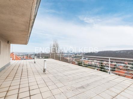 Pronájem kanceláře, 147 m²