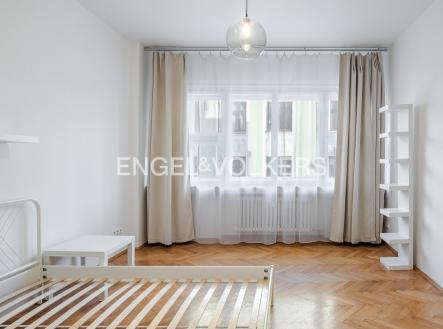 Pronájem bytu, 3+1, 135 m²