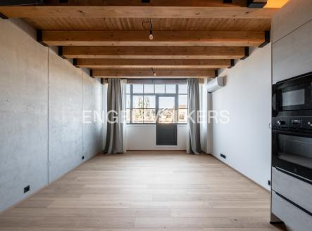 Pronájem bytu, 3+kk, 90 m²