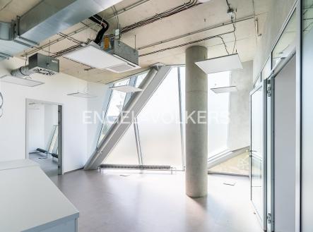 Pronájem komerčního objektu, jiný, 360 m²