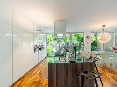 Prodej domu/vily, 300 m²