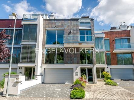 Prodej domu/vily, 300 m²