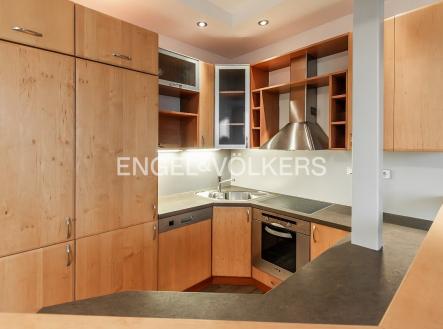 Pronájem bytu, 3+kk, 93 m²