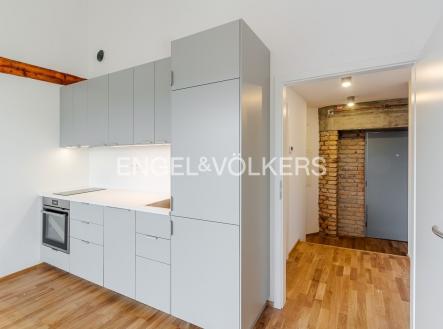 Pronájem bytu, 1+kk, 26 m²