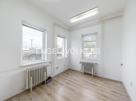 Pronájem pozemku pro komerční výstavbu, 900 m²