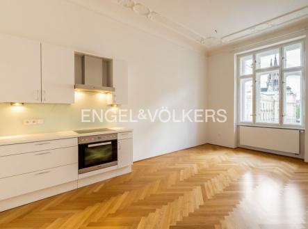 Pronájem bytu, 3+kk, 85 m²