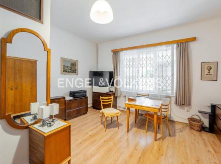 Pronájem hotel, 196 m²