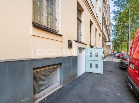 Pronájem komerčního objektu, sklad, 25 m²