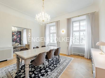 Pronájem bytu, 4+kk, 161 m²