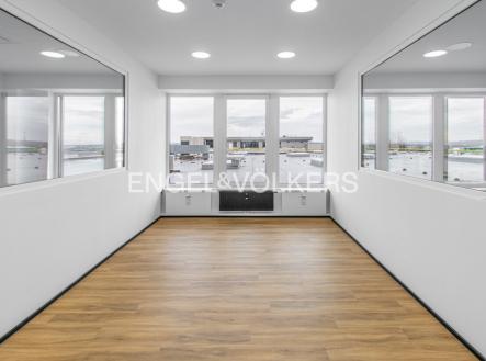 Pronájem obchodní prostor, 147 m²