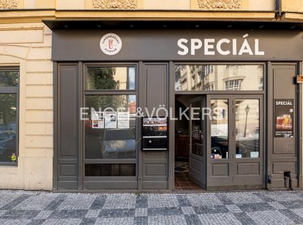 Pronájem restaurace, 474 m²