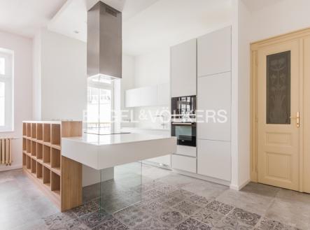 Pronájem bytu, 3+kk, 140 m²