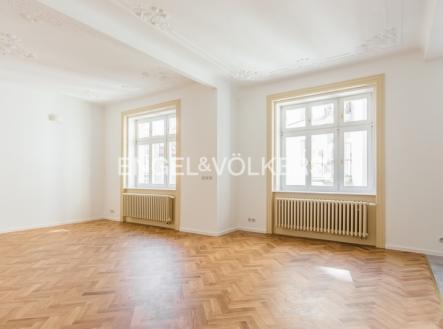 Pronájem bytu, 3+kk, 140 m²