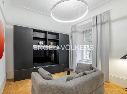 Pronájem bytu, 1+1, 48 m²