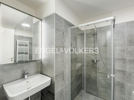 Pronájem bytu, 1+kk, 32 m²