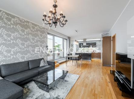Pronájem bytu, 3+kk, 106 m²